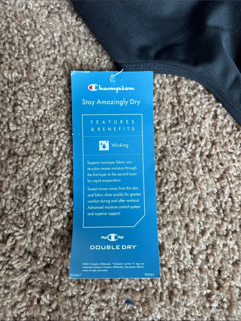 NWT Champion Black Racerback Sports Crop Bra Size M